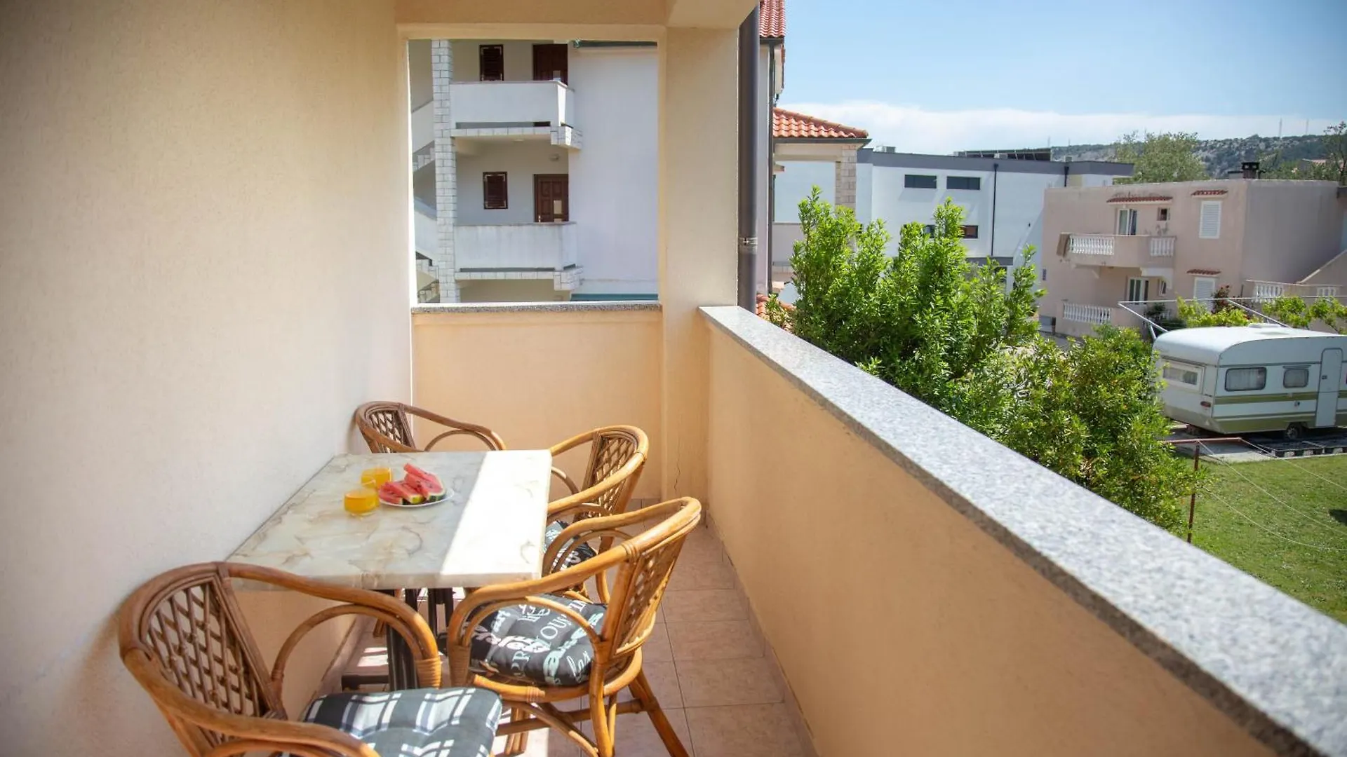 Apartments Mirakul Lopar Croazia