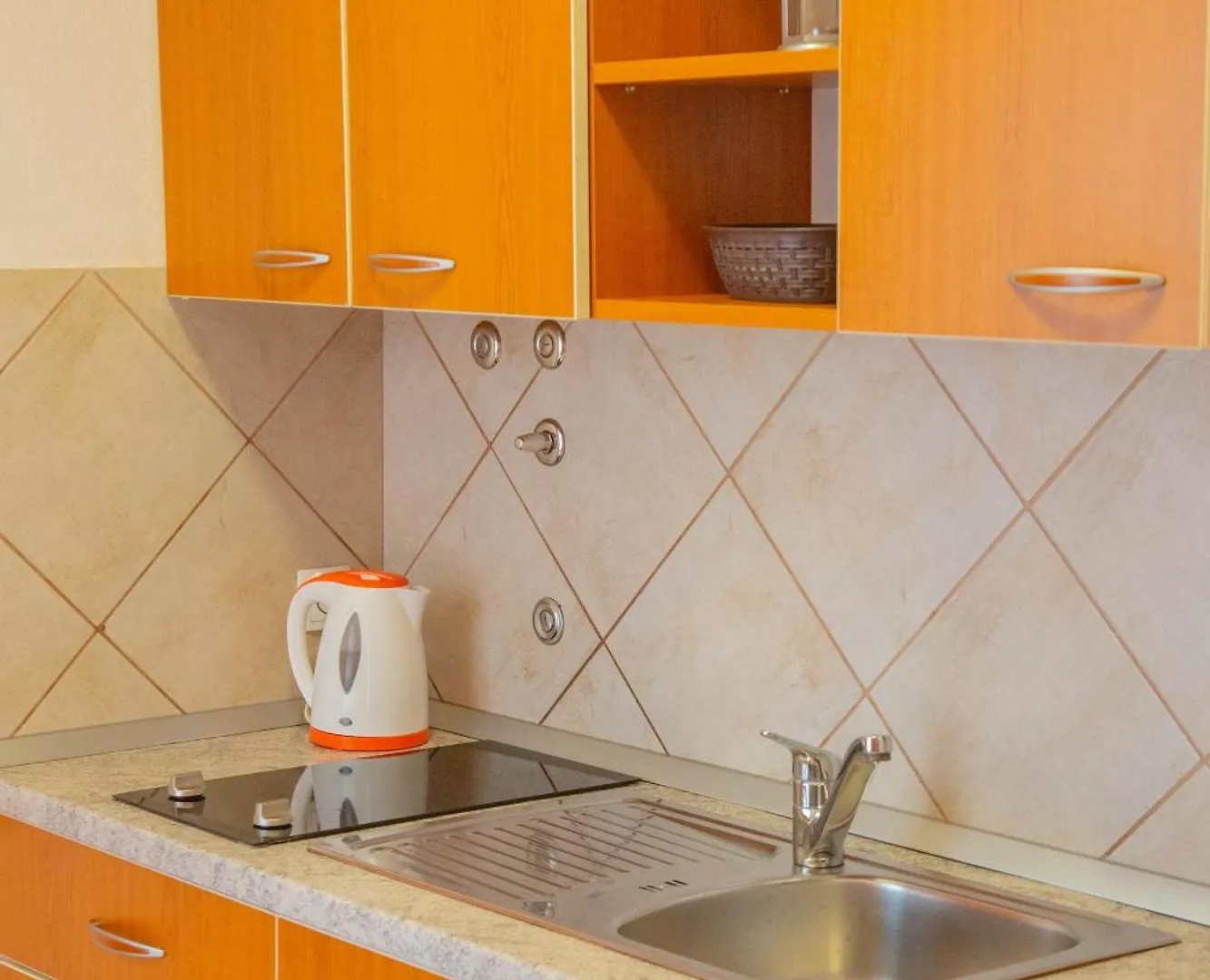 Apartments Mirakul Lopar