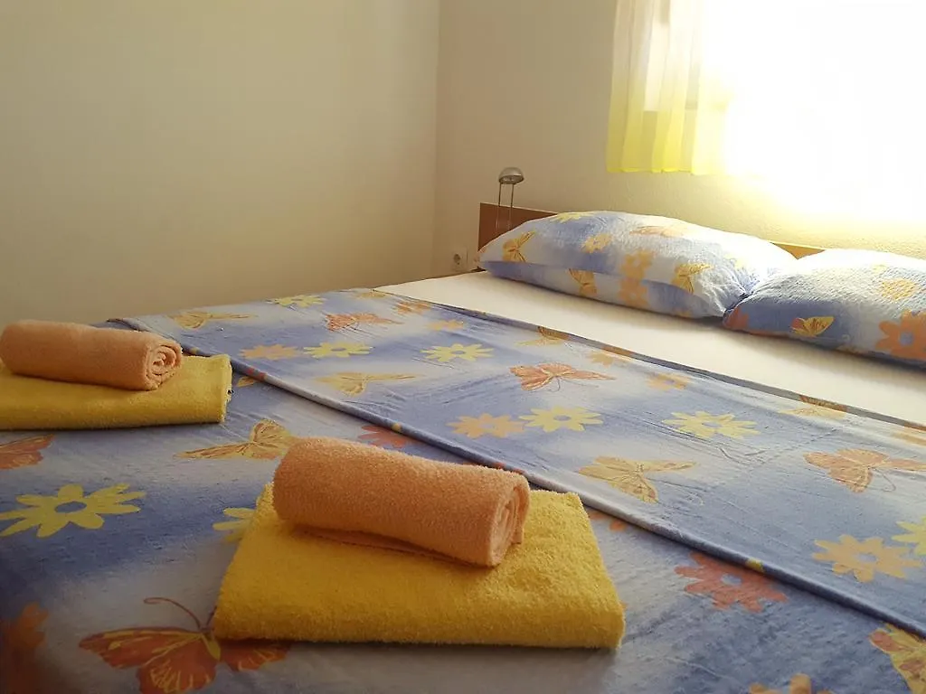 Apartments Mirakul Lopar Croazia